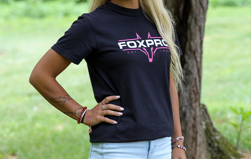 Fox Signal Black/Pink T-Shirt product image